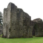 Inchmahome_Priory_-_1_-_06052008